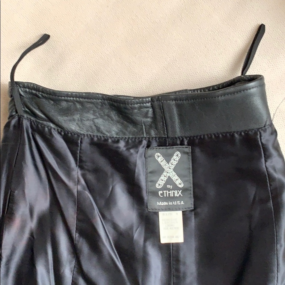 ♡HP♡VINTAGE Black leather zip skirt - Picture 5 of 6